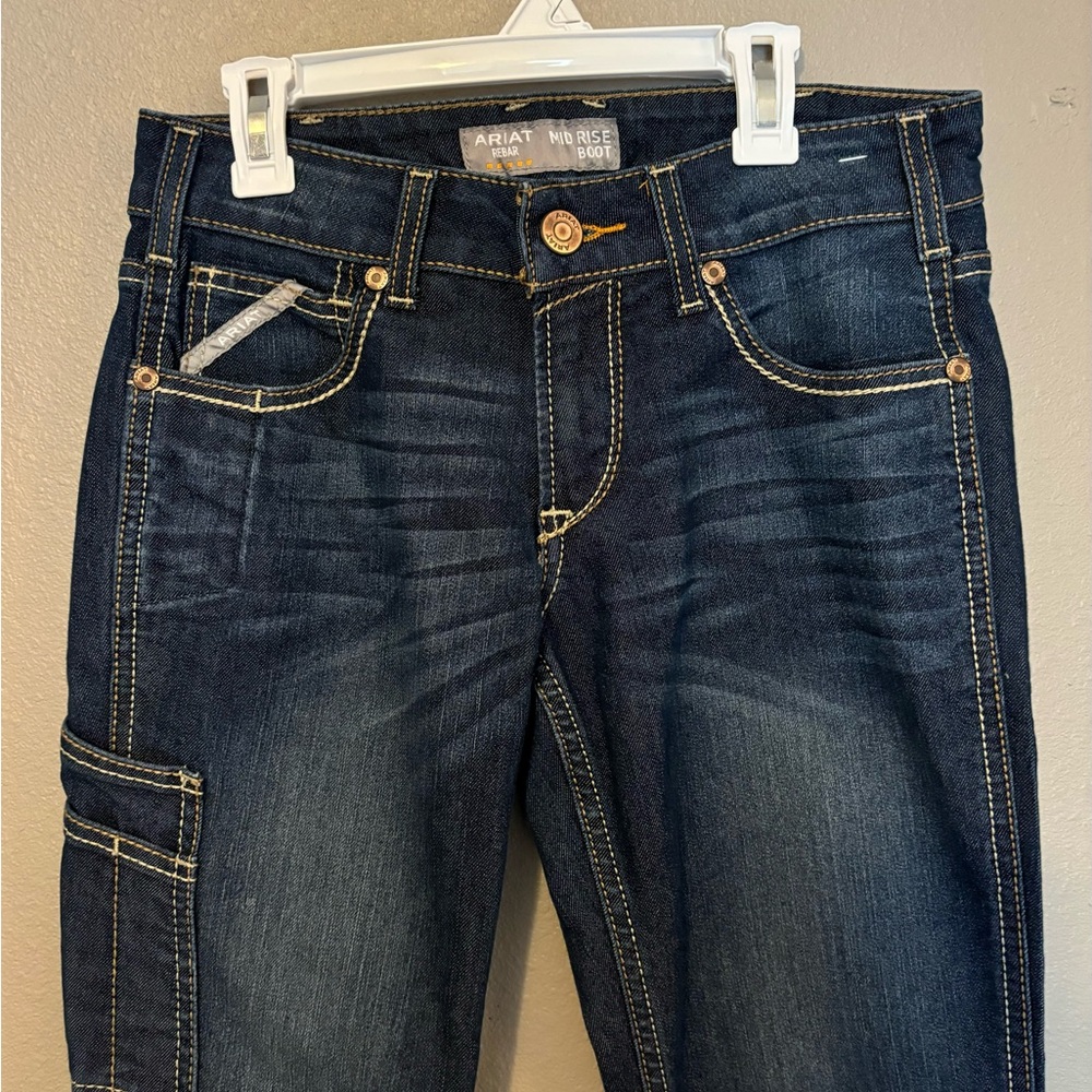 Women’s Ariat, mid-rise, bootcut jeans, size 27S